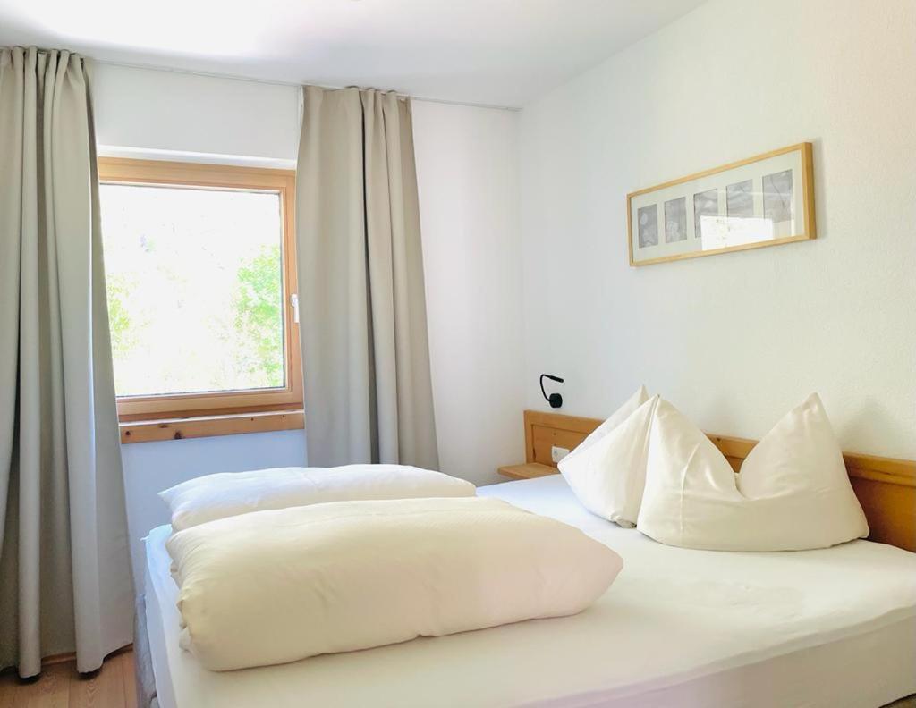 Haus Schuchter Hotel Pfunds Kültér fotó